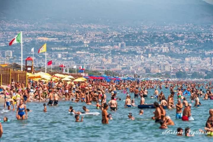A casuzza Catânia Exterior foto
